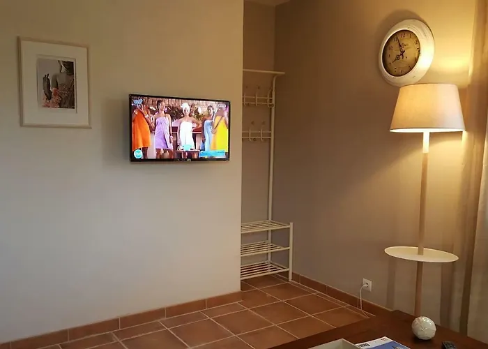 Appartement, Classe 3 Etoiles Confort, Piscine En Saison, Au Calme Pour Un Couple 公寓 *