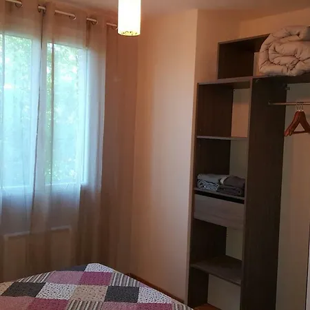 Appartement Avec Piscine, Classé 3 étoiles, De 42 M2 Confort Au Calme Pour Un Couple Cahuzac-sur-Vère