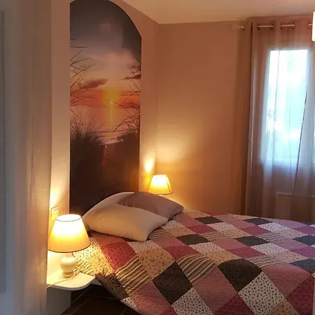 Avec Piscine, Classe 3 Etoiles, De 42 M2 Confort Au Calme Pour Un Couple Apartment Cahuzac-sur-Vere