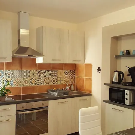 Avec Piscine, Classe 3 Etoiles, De 42 M2 Confort Au Calme Pour Un Couple